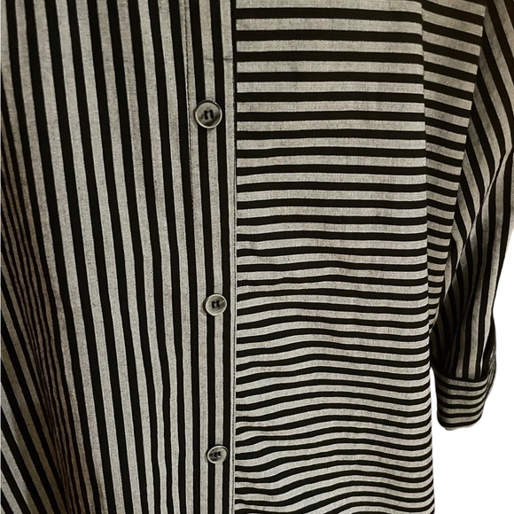 Red Coral Blouse Size XXL - Picture 2 of 5